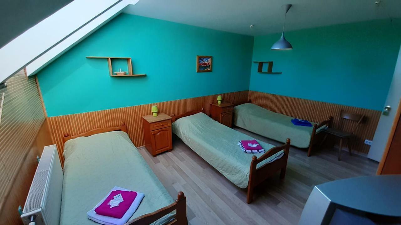 Guest House Uzhgorod Exterior photo